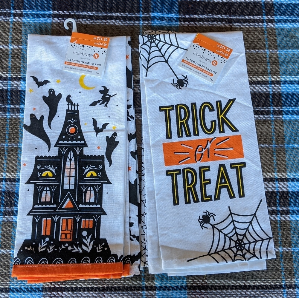 Cute Halloween Tea Towels Trick or Treat - Picture 1 of 8